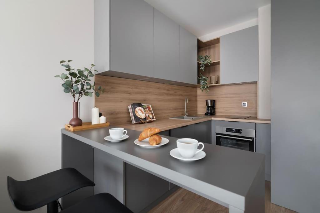 Easy Rent Apartments - Wettera II Lublin Eksteriør bilde